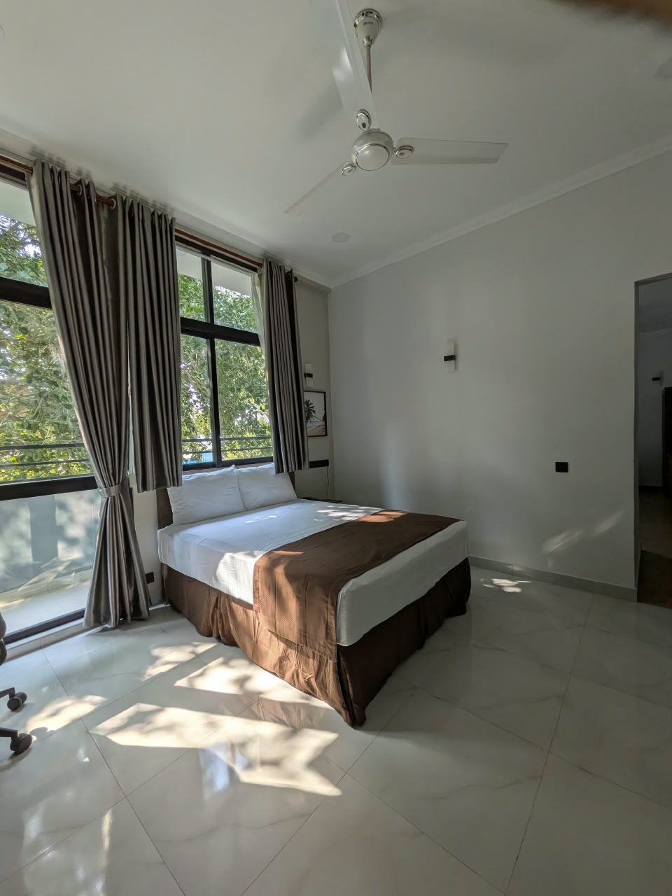 Deluxe room with marble floors